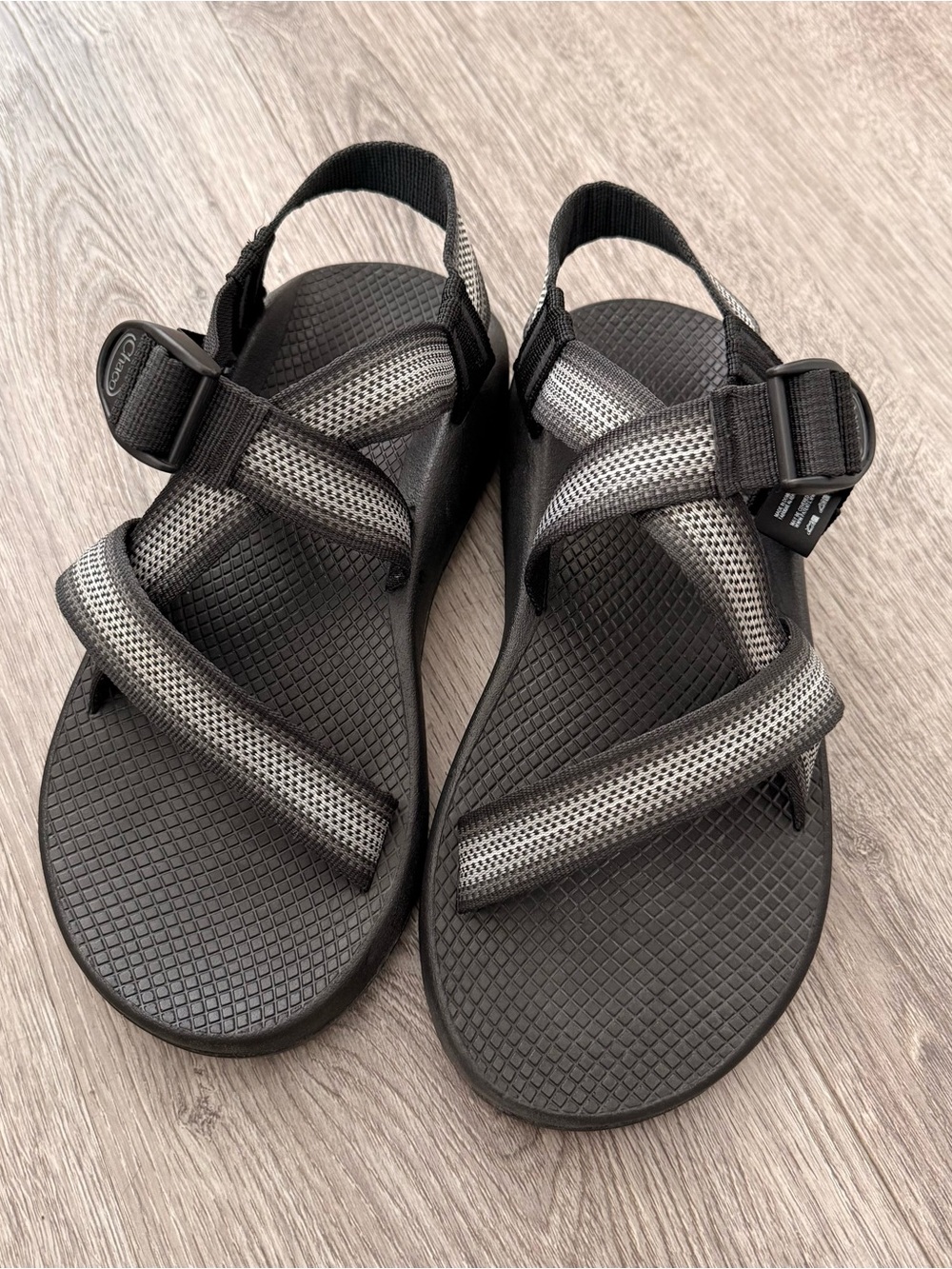 Chaco Z1 Classic Mens Sport Sandals Black Grey Adjustable Straps size 8